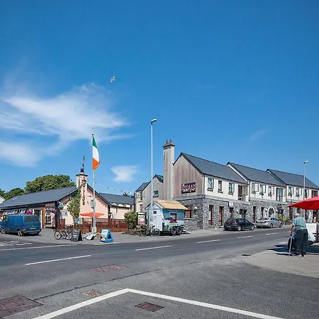 بيت للعطل 701 - *